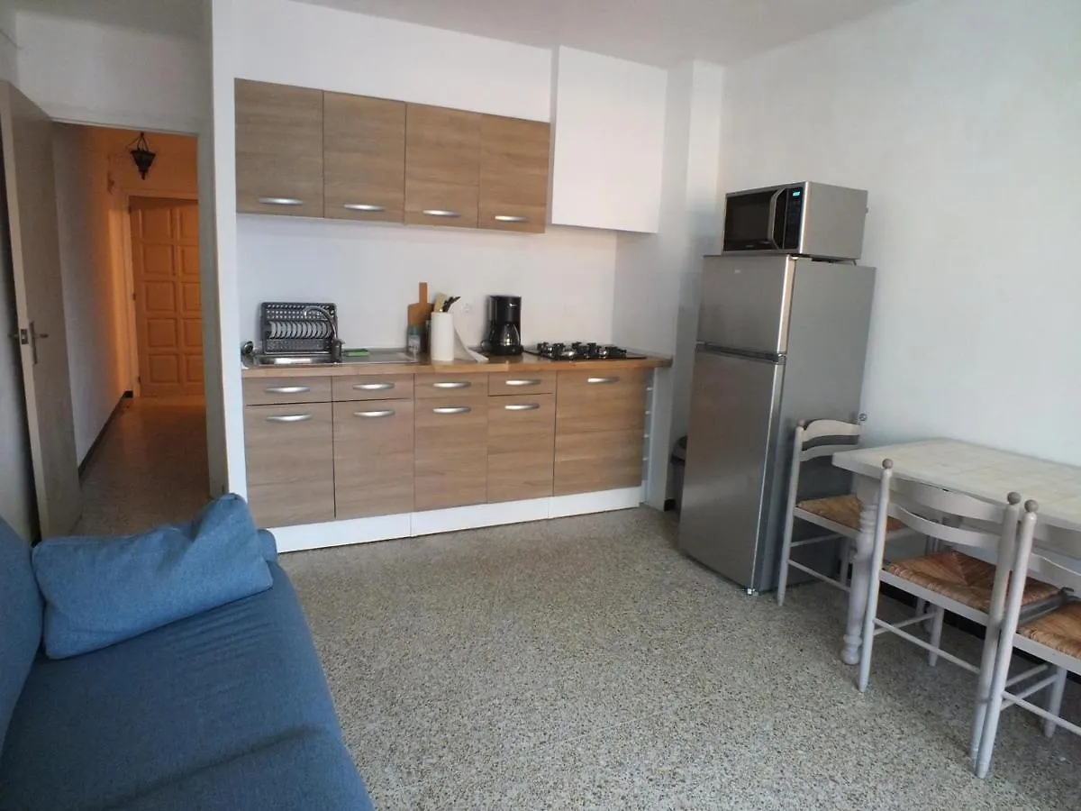 Apartamento En Roses Con Piscina Comunitaria Y Vista A La Costa - Es-204-44 location